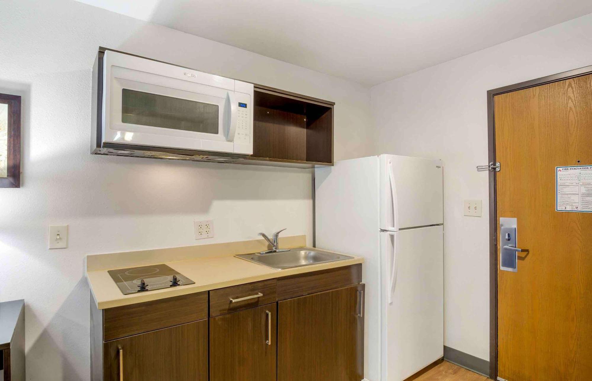 Extended Stay America Select Suites - Charleston - Ashley Phosphate Rd Hanahan エクステリア 写真