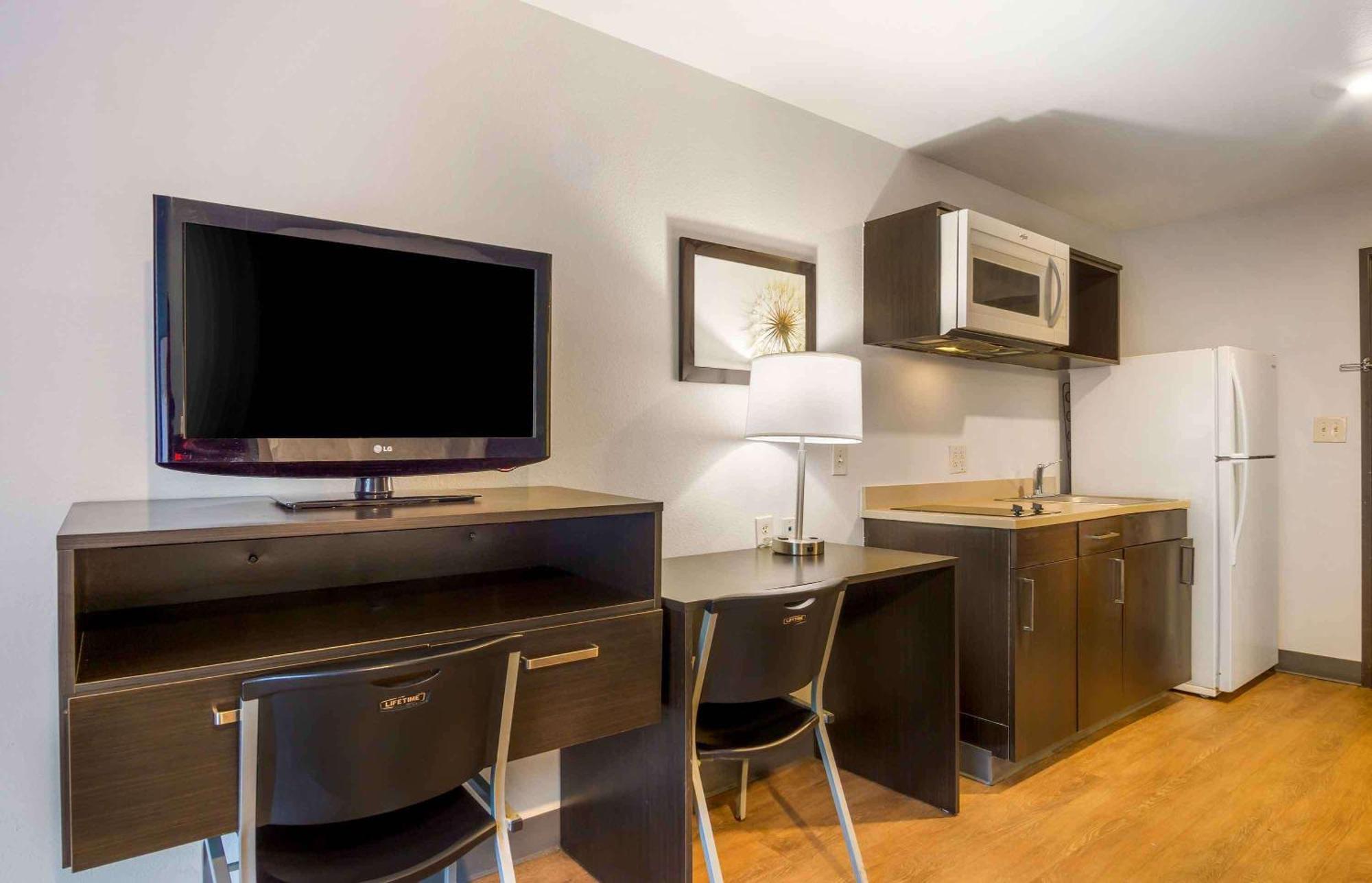 Extended Stay America Select Suites - Charleston - Ashley Phosphate Rd Hanahan エクステリア 写真